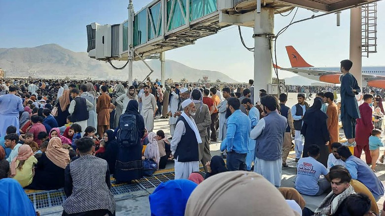 بسبب الفوضى.. إلغاء الرحلات التجارية في مطار كابل